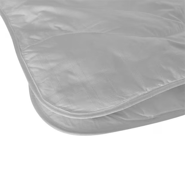 50074-hotel-collection-feels-like-down-4-5-tog-duvet-1.jpg