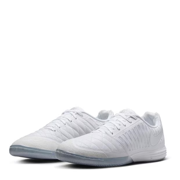 56102-nike-lunargato-ii-indoor-court-low-top-football-boots-adults-1.jpg
