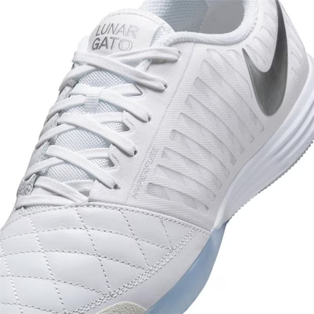 56102-nike-lunargato-ii-indoor-court-low-top-football-boots-adults-1.jpg