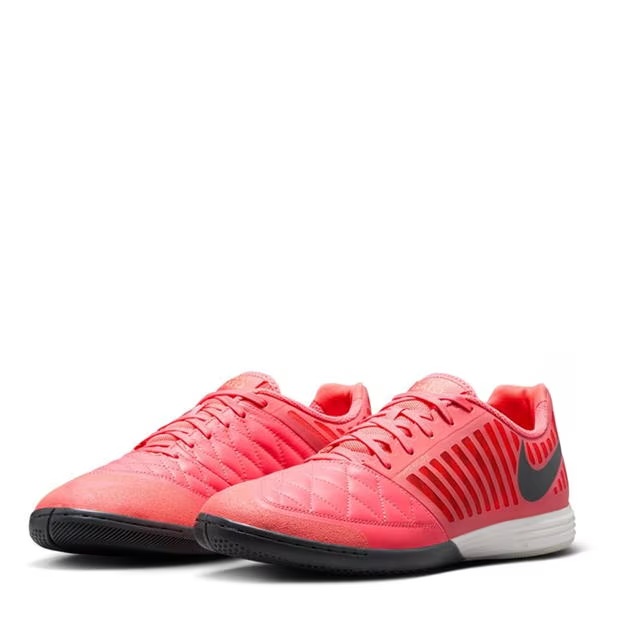 56102-nike-lunargato-ii-indoor-court-low-top-football-boots-adults-1.jpg