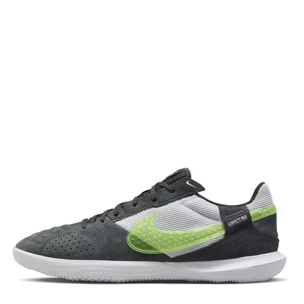 56118-nike-streetgato-low-top-football-shoes-1.jpg