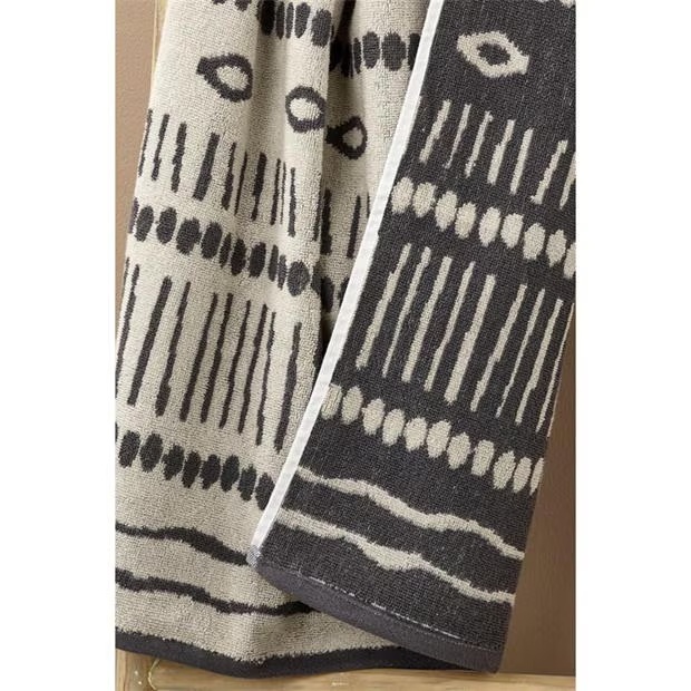 655-homelife-tanza-tribal-towel-1.jpg