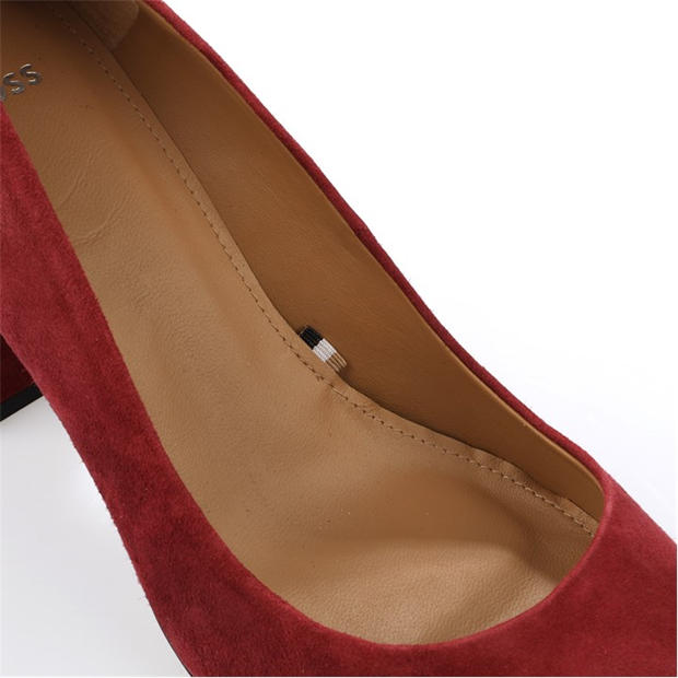 73970-boss-janet-chpump90-sd-10254720-01-1.jpg