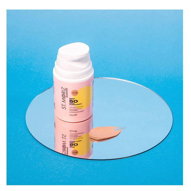 St Moriz St Moriz SPF 50 Tinted Face Sunscreen Duo