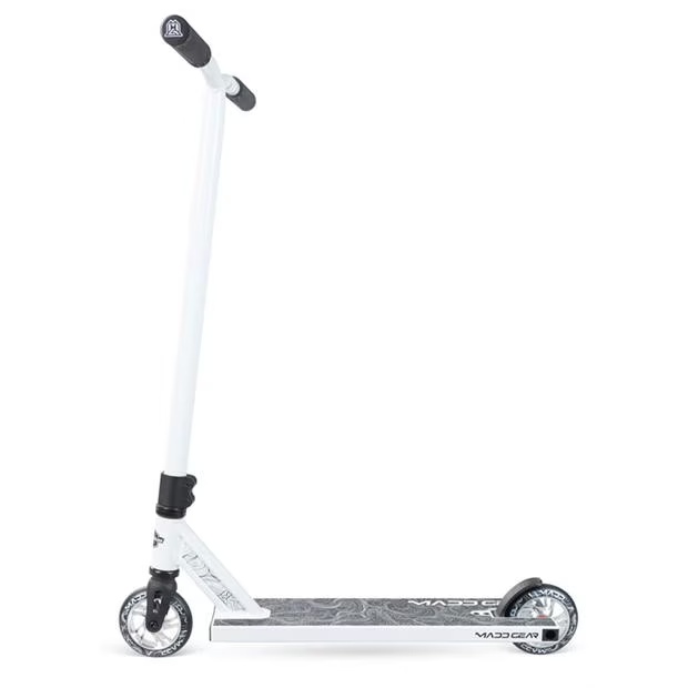 95078-madd-gear-madd-gear-titan-mg-4pro-stunt-scooter-1.jpg