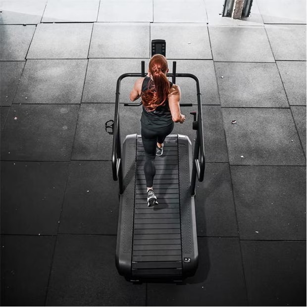 95523-half-human-half-human-curve-treadmill-1.jpg