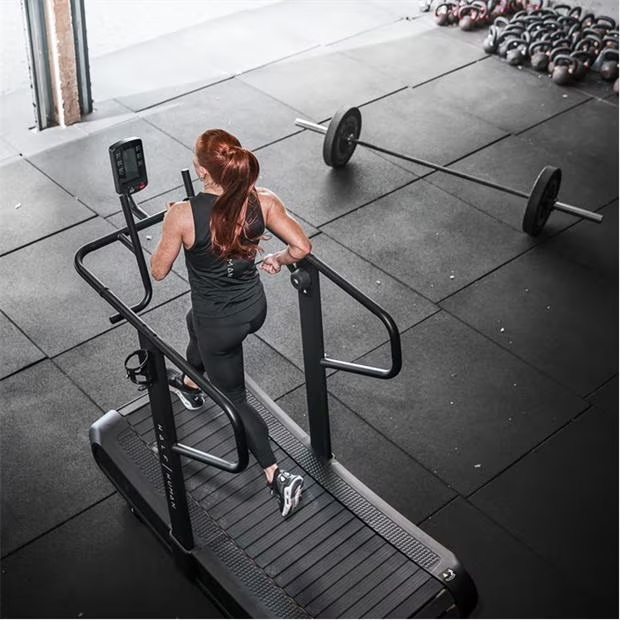95523-half-human-half-human-curve-treadmill-1.jpg