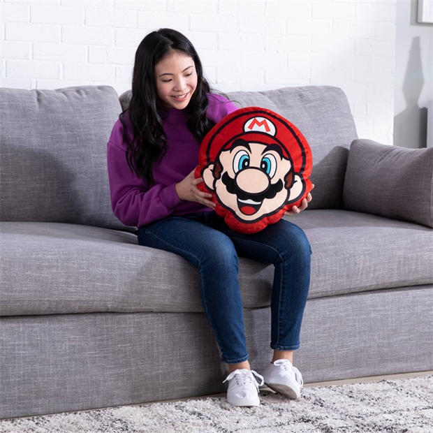 97645-u-and-i-entertainment-mega-plush-mario-head-1.jpg